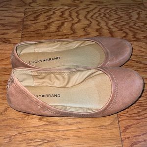 Like New , lucky brand leather flats